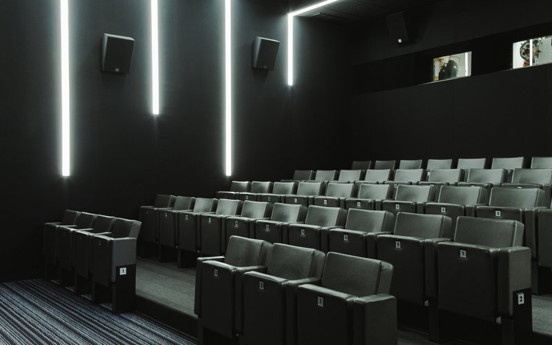 sala kinowa Mała Czarna w Kinie Iluzjon, fot. Mykyta Platonov / FINA