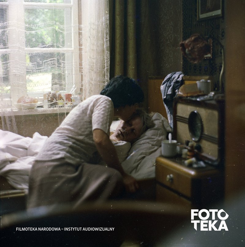 Fotosy do filmu „Kobieta samotna” / Autor: Wiktor Nitkiewicz / Źródło: FINA