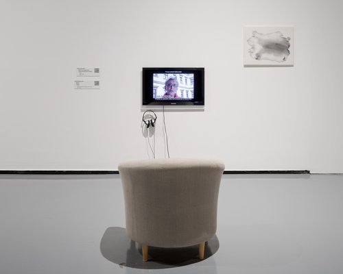 Oskar Dawicki, Rafał Bujnowski, "Skórka za wyprawkę", 2006, wideo, malarstwo, Kolekcja Centrum Sztuki Współczesnej Zamek Ujazdowski, fot. J. Sokołowski