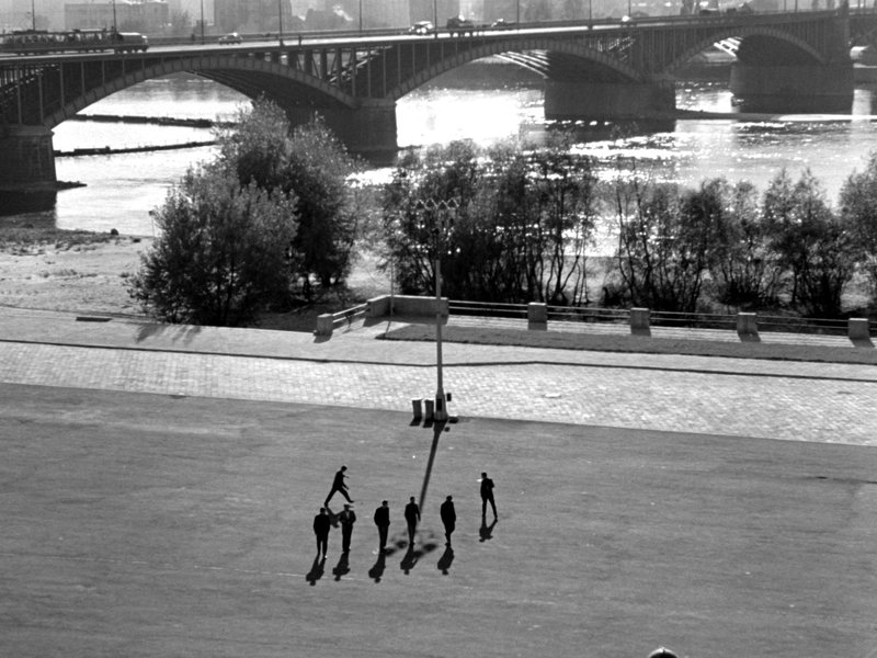 Kadry z filmu „Ludzie z pustego obszaru” / Źródło: Filmoteka Narodowa - Instytut Audiowizualny